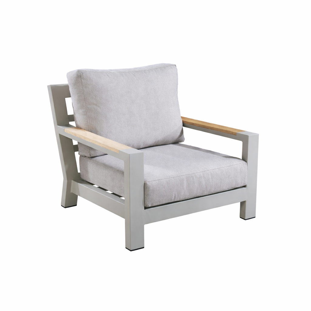Yoi Bango lounge chair
