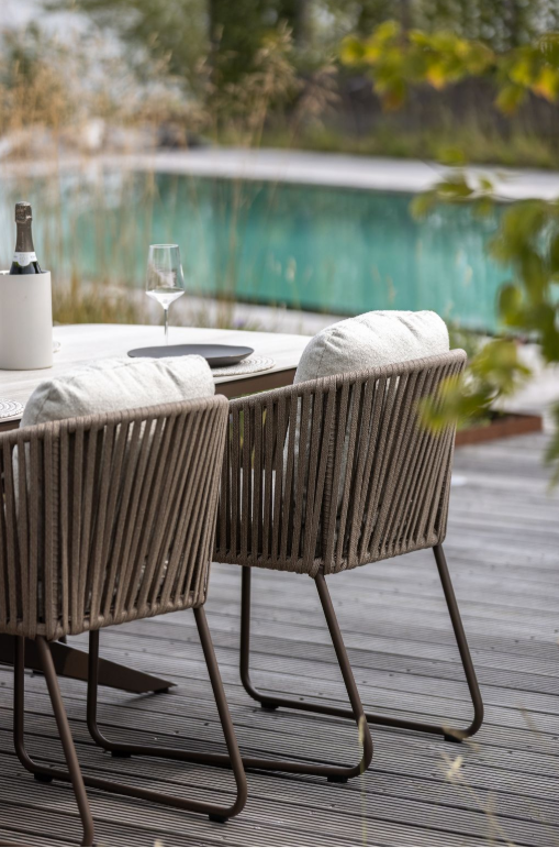 Yoi Calera - dining chair, bronze