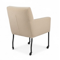 Chill Line - Nicole Indoor