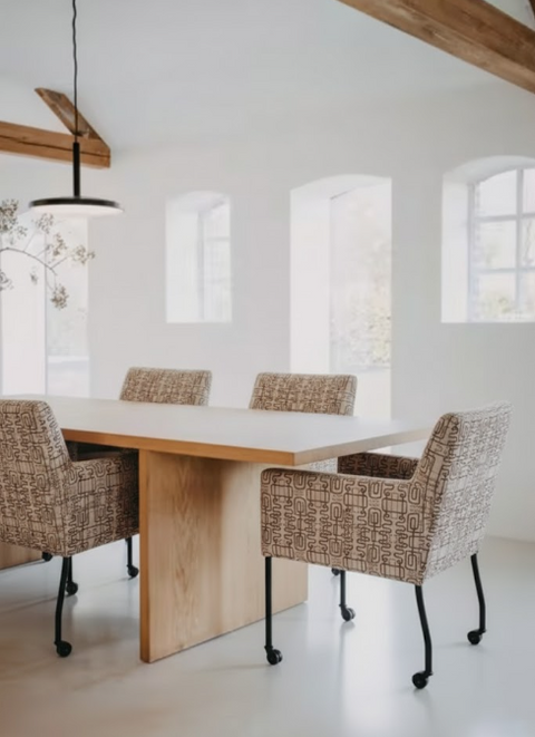 Chill Line - Nicole Indoor