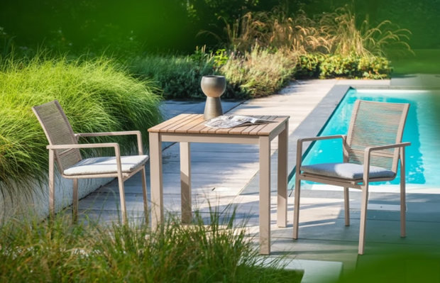 Yoi Arashi dining tafel 76 x 76 cm