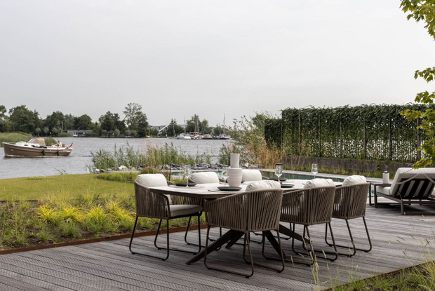 Yoi Calma dining tafel 270 x 110 cm half-ovaal