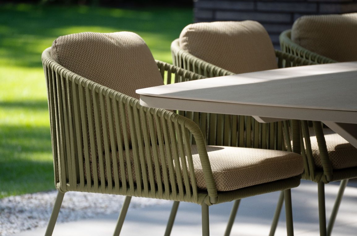 Yoi Calera - dining chair