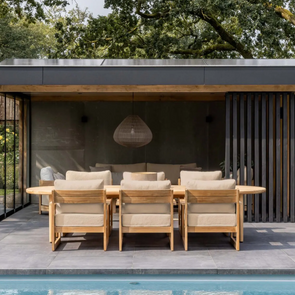 Yoi Fiji - low dining chair