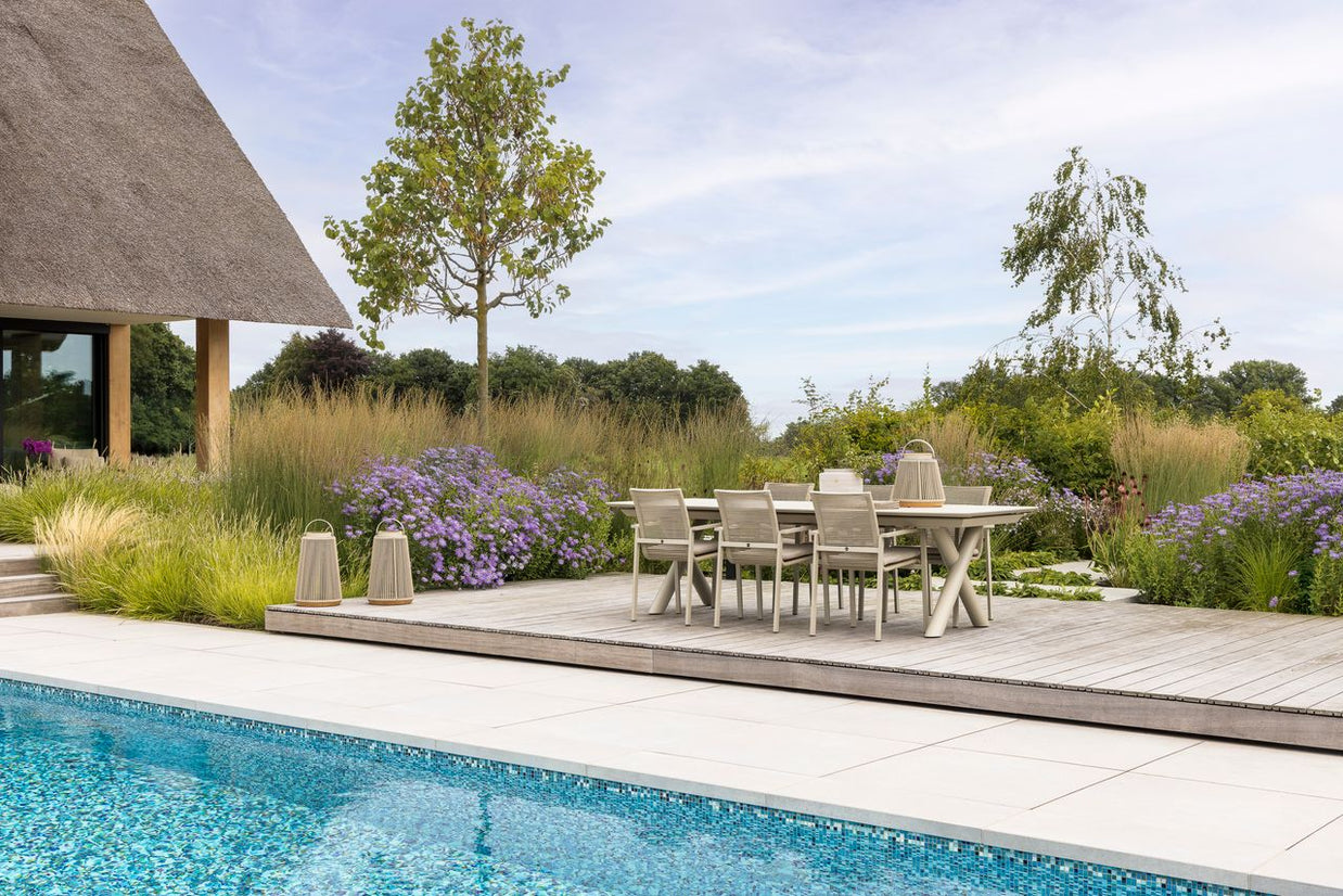 Yoi Ishi - dining chair